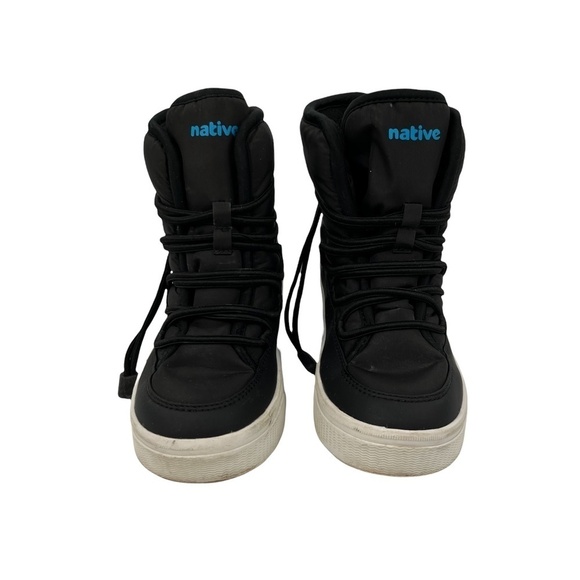 Native Black Chamonix Water Resistant Insulated Boots Size 2 Kid’s - Picture 2 of 9